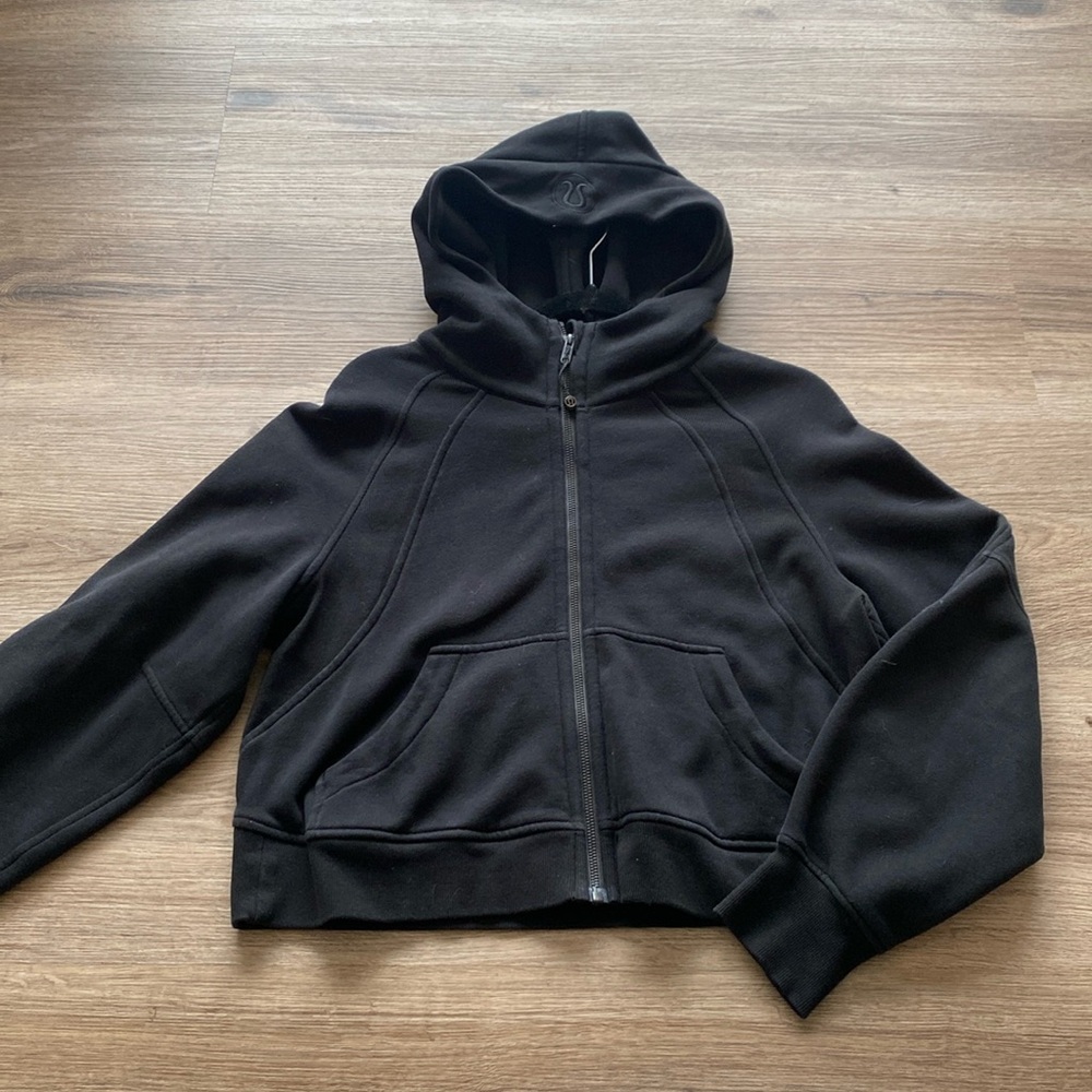 Lululemon 🍋 Scuba Cropped Full Zip Hoodie